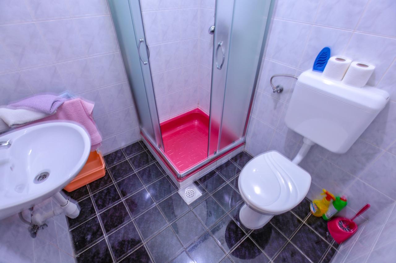 Apartments Dinko Новаля Екстериор снимка